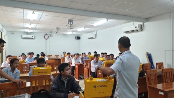 Giai đoạn Ổn Định & Phát Triển Thị Trường