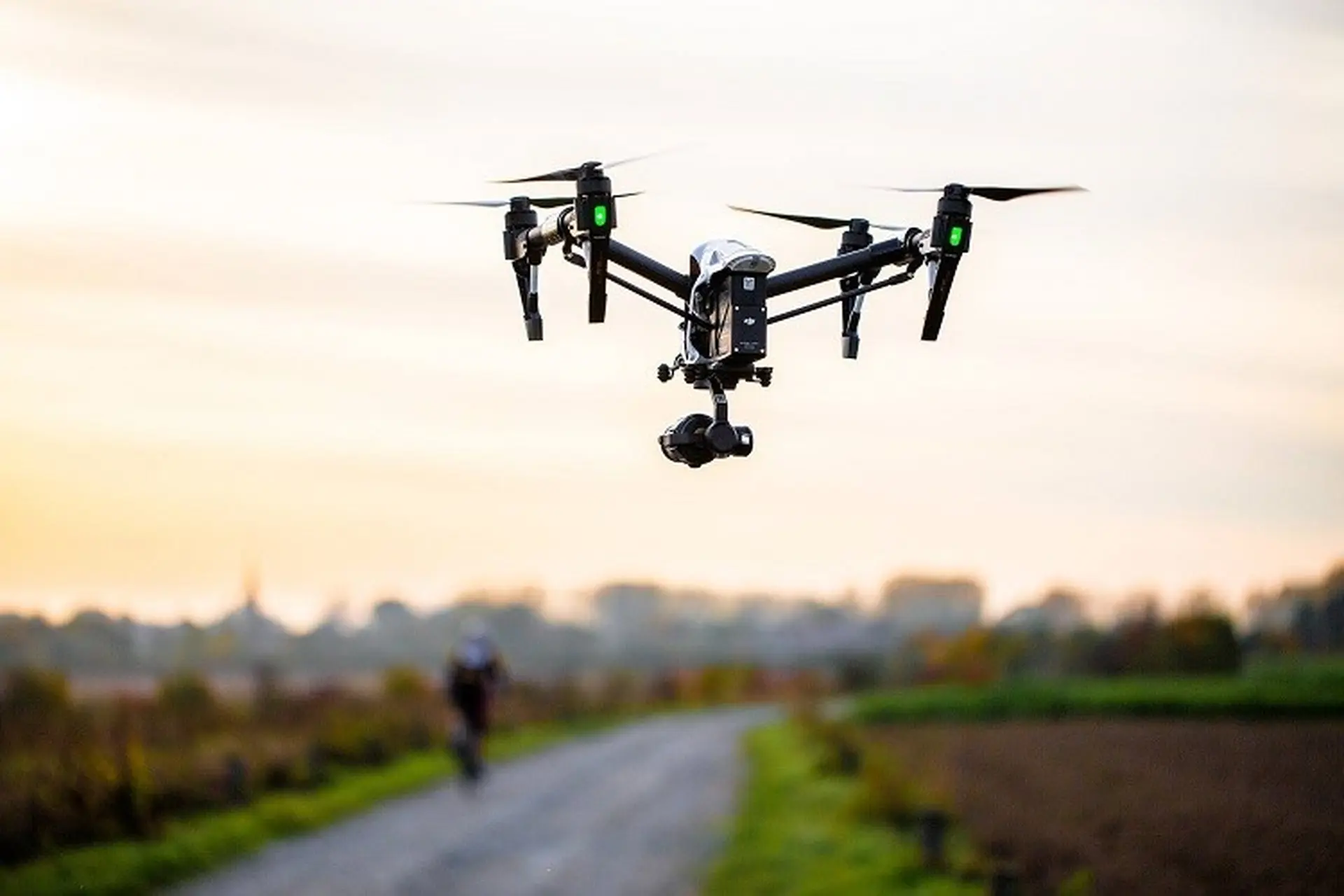 Lựa Chọn Đơn Vị Cung Cấp Dịch Vụ Bay Chụp Ảnh UAV Uy Tín