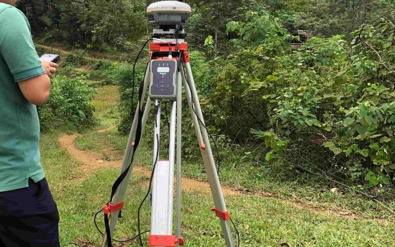 Ứng Dụng Thực Tế Tăng Cường (AR) Và Thực Tế Ảo (VR)